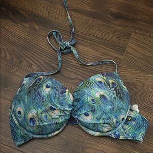 La Vie En Rose Peacock Print Bra